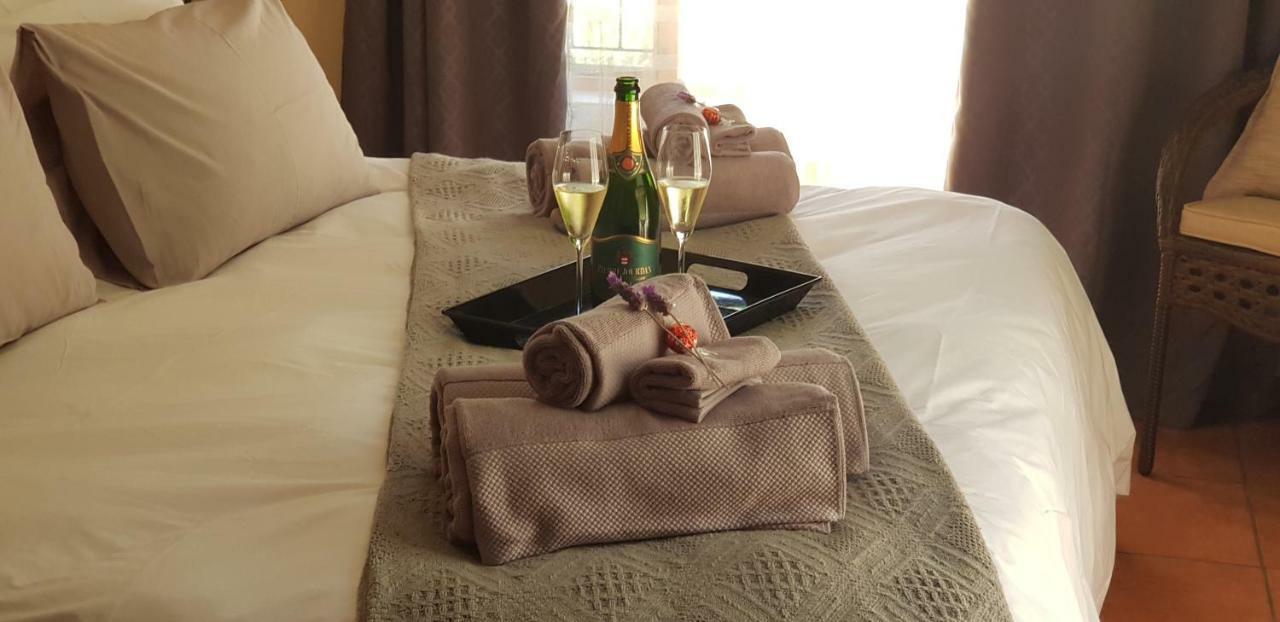 Brenton Bushbuck Lookout Apartment ภายนอก รูปภาพ